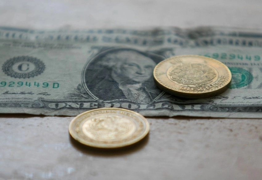 El dólar se mantuvo estable frente a sus principales cruces internacionales. Foto Cuartoscuro / Archivo