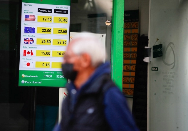 Cotización del dólar en la capital del país, en enero pasado. Foto Cristina Rodríguez