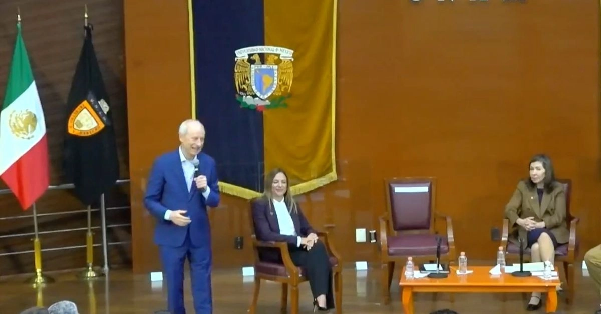 Michael Sandel reflexionó sobre la necesidad de recuperar la moral en el debate público. Foto 
