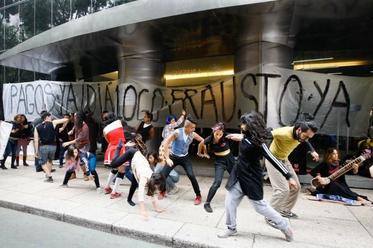 También se concertaron mesas “para generar certezas” en diversos temas, durante marzo y abril. Foto Roberto García Ortiz