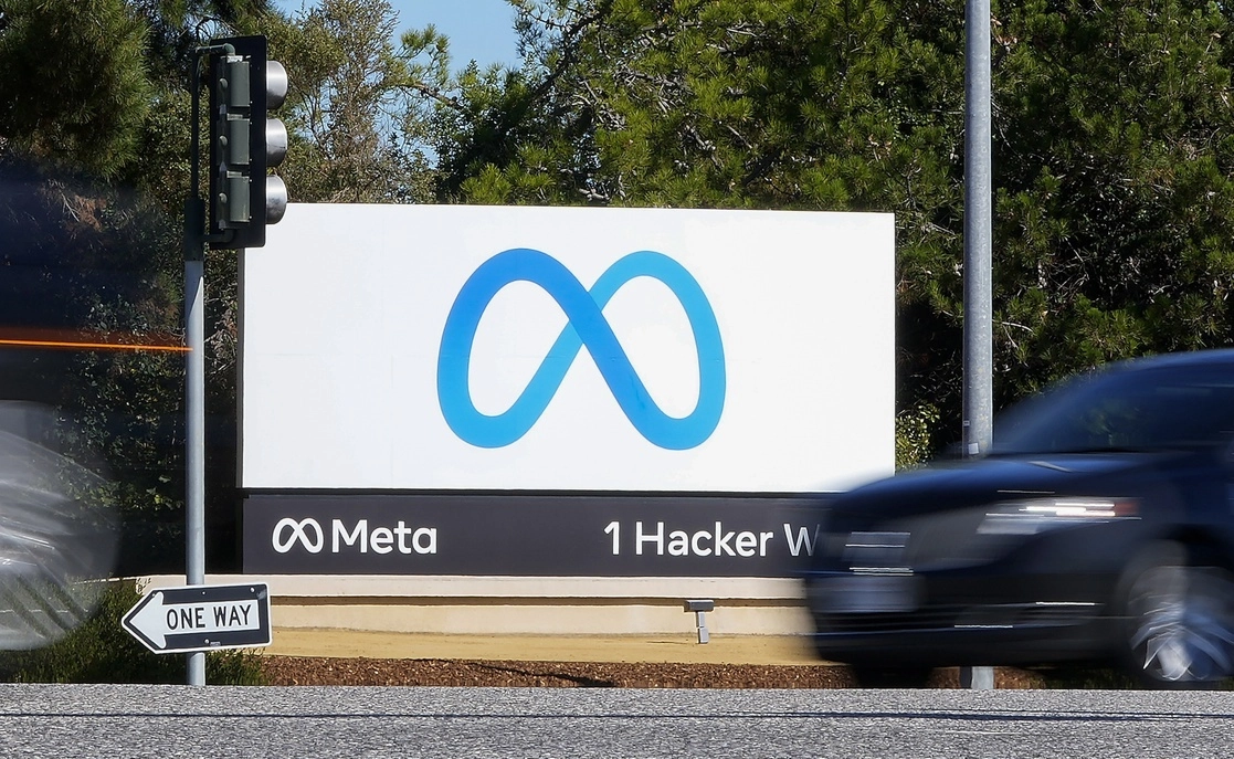 La ley facilita que las empresas de noticias negocien colectivamente con gigantes de Internet como Meta y Alphabet los términos en los que los contenidos de las empresas de noticias pueden ser distribuidos online. Foto Ap
