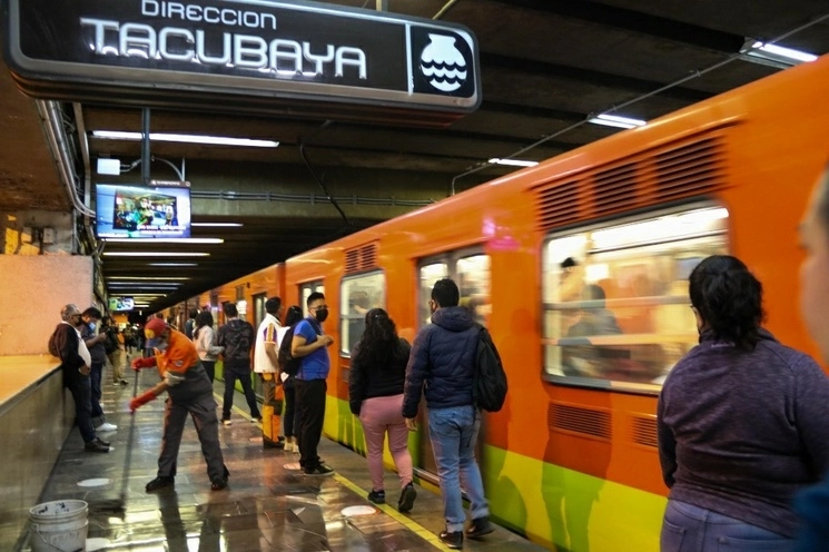 Estación del Metro en la Ciudad de México. Foto Cuartoscuro /Archivo