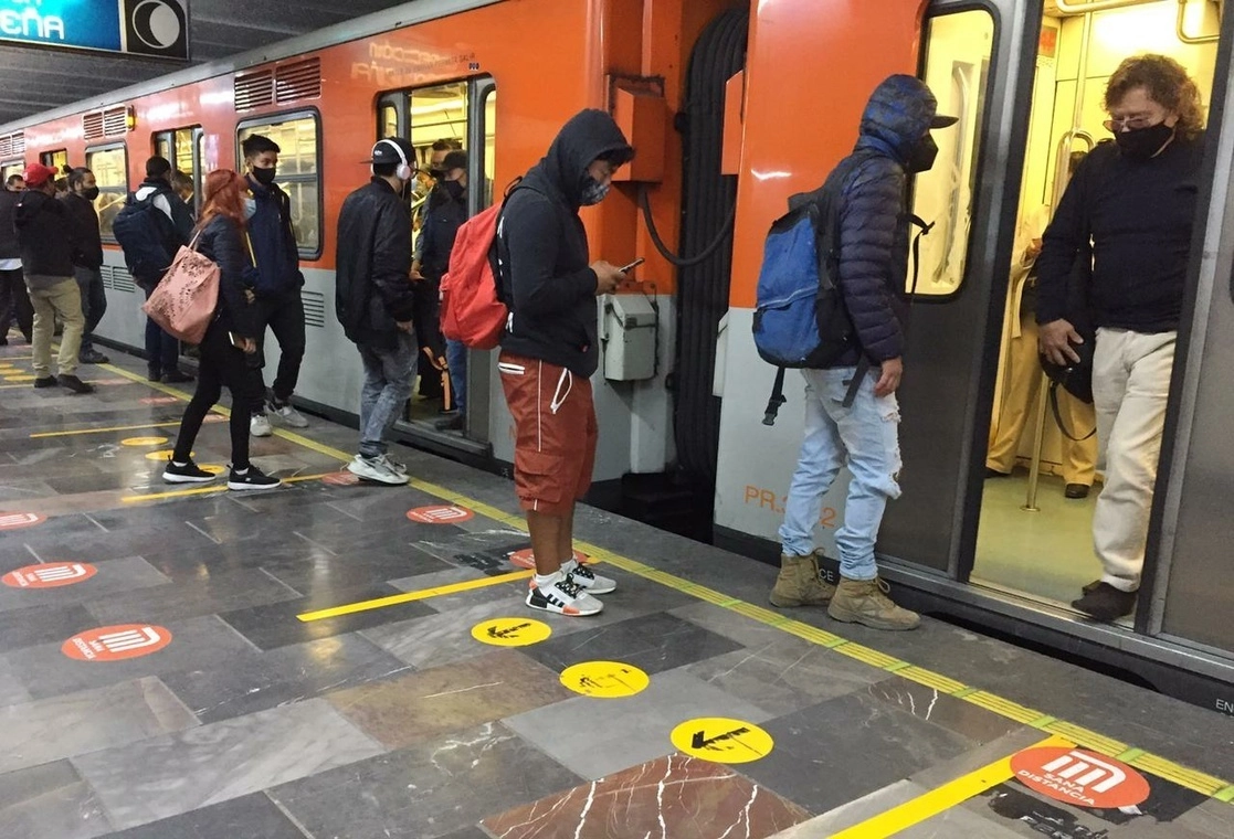 En tanto, el servicio de apoyo con la Red de Transporte de Pasajeros (RTP) extenderá su cobertura con dirección a Observatorio y de Observatorio a Pantitlán. Foto Cristina Rodríguez / Archivo