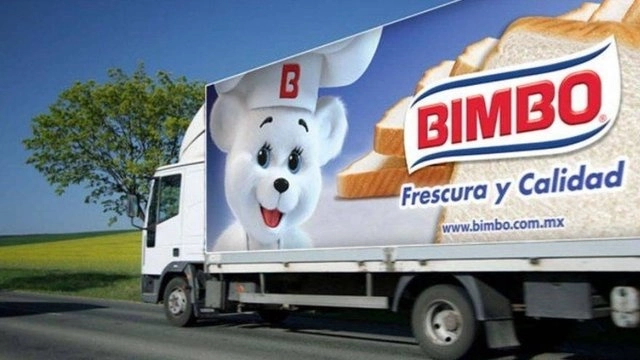 Un camión repartidor de la empresa. Foto Bimbo