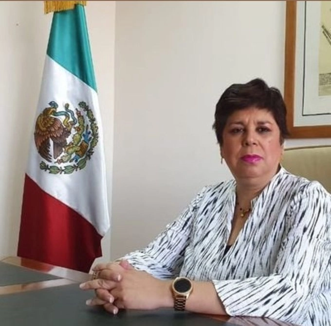 La embajadora de México en Ucrania, Olga García Guillén. Foto Twitter m_@ebrard

