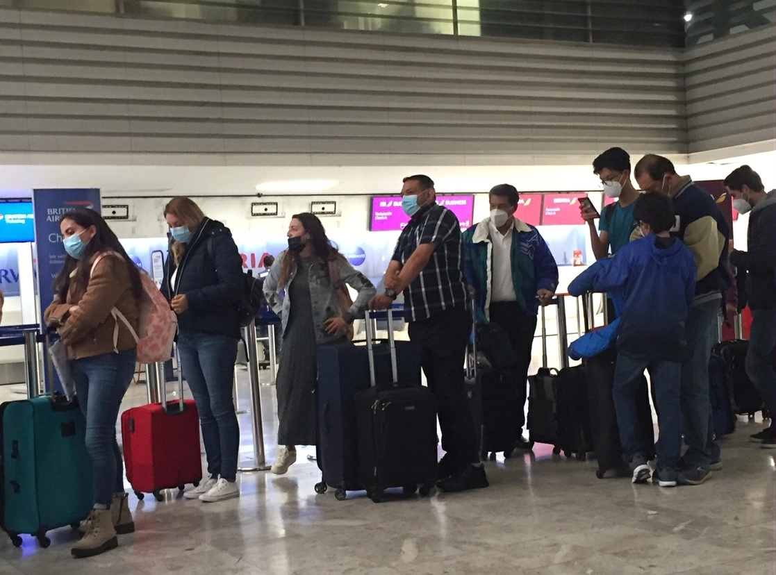 Los mexicanos que hayan vivido  en el extranjero, por lo menos seis meses, pueden pedir autorización para importar sus utensilios gratuitamente. Foto Guillermo Sologuren
