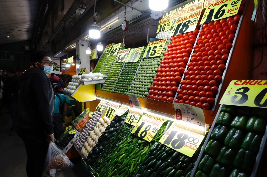 El aumento a los precios para el consumidor derivó en un aumento de la inflación al cierre del año 2021. Foto Cristina Rodríguez