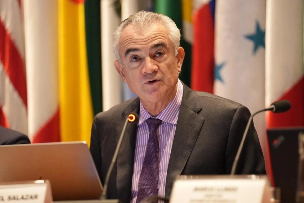 En los últimos años México ha hecho esfuerzos significativos para combatir la pobreza por medio de diversas políticas sociales como el incremento sostenible del salario mínimo y diversos programas sociales, aseguró José Manuel Salazar-Xirinachs. Imagen tomada de @cepal_onu