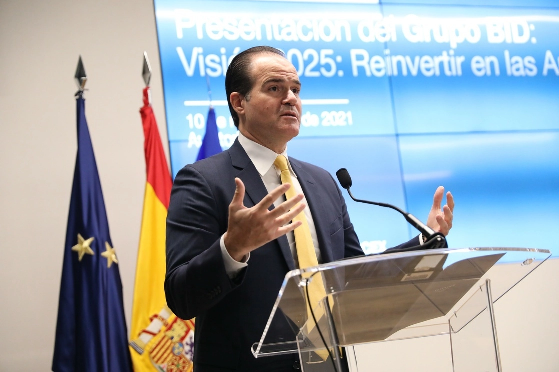 El presidente del BID, Mauricio Claver-Carone. Foto Europa Press / Archivo