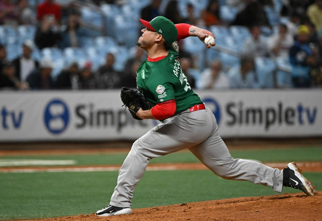 Luis Miranda dio una clase magistral de pitcheo; después de seis entradas sin aceptar carrera, recibió dos imparables, regaló un pasaporte y ponchó a siete. Foto Afp 
