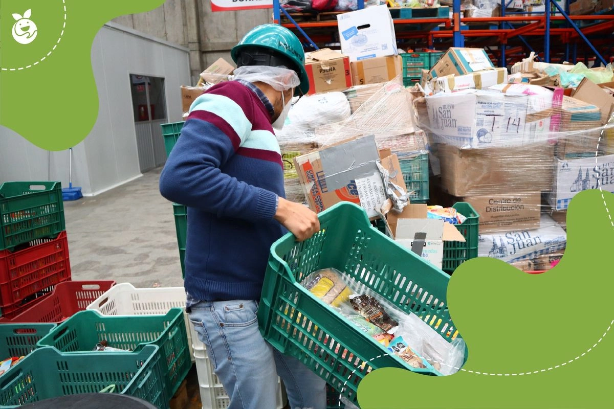 Producir alimentos para que al final estos se desperdicien también tienen un impacto económico, equivalente al 2.5 por ciento del producto interno bruto del país, informó la Fundación Alsea. 
