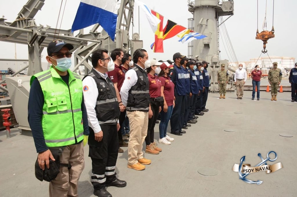 Los buques ARM “Papaloapan” y ARM “Libertador” zarparon del puerto de Veracruz. Foto Cortesía Semar