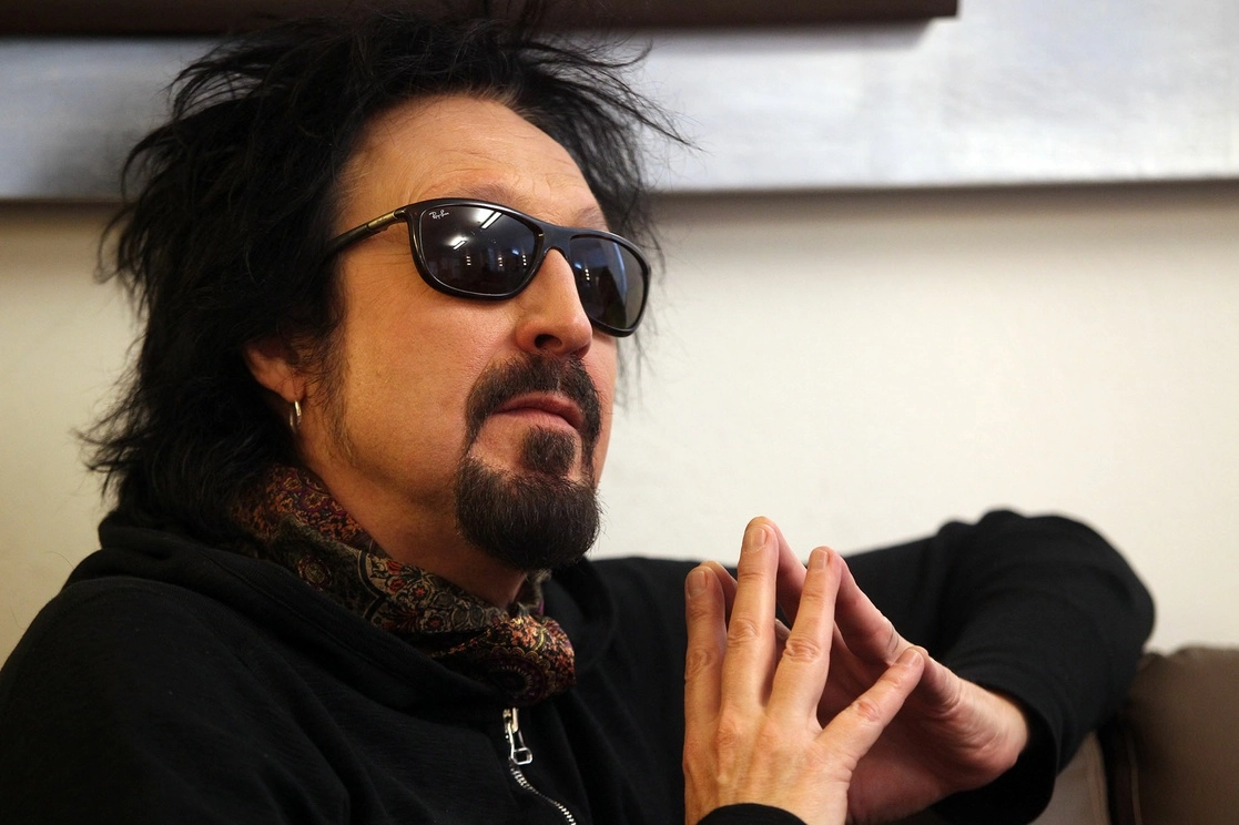 Johnny Indovina líder de Human Drama en entrevista con ‘La Jornada’, en 2018. Foto José Antonio López 