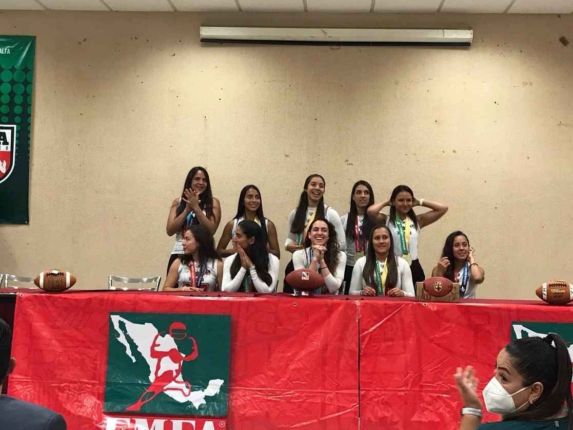 La selección femenil de futbol bandera se impuso a Estados Unidos en la final de la especialidad en los Juegos Mundiales de 2022, el 17 de julio de 2022. Foto ‘La Jornada’ 