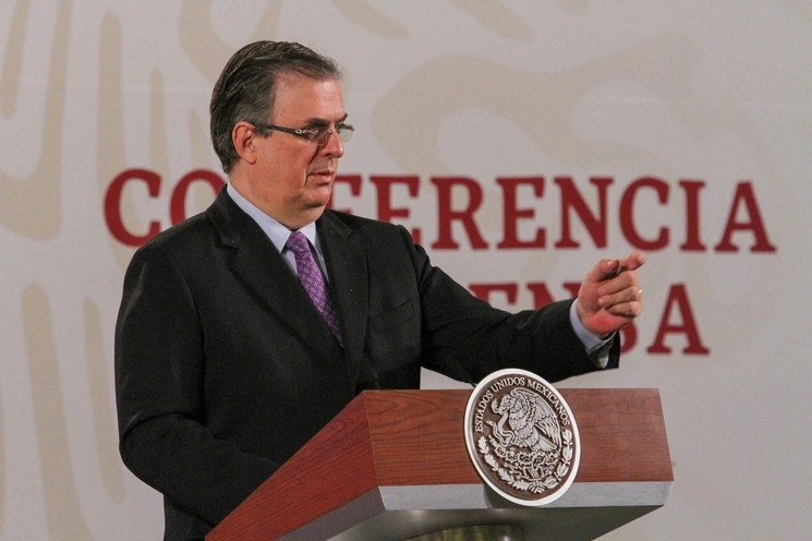 Marcelo Ebrard, secretario de Relaciones Exteriores, durante la  conferencia matutina en Palacio Nacional. Foto Notimex