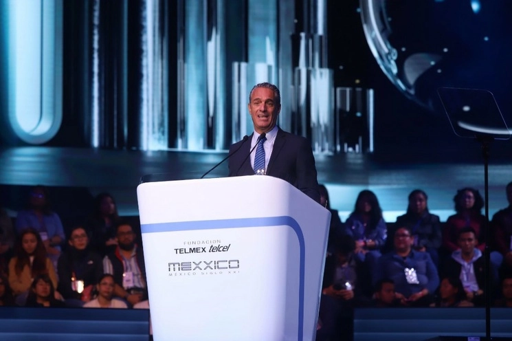 Carlos Slim Domit, al inicio de actividades del foro organizando por la fundación Telmex Telcel, México Siglo XXI, el encuentro anual de sus becarios con líderes mundiales, el 1 de septiembre de 2023. Foto Cuartoscuro 