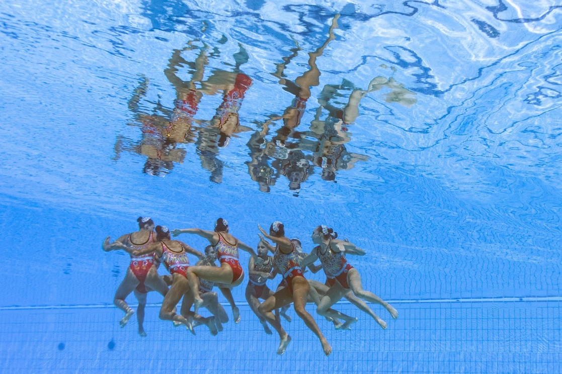 Acompañadas con música prehispánica, las mexicanas lograron lo que ningún equipo de natación artística había alcanzado en un Campeonato Mundial al quedar cerca de las medallas en la modalidad Highlight, donde Ucrania, Italia y España repitieron los lugares del podio en Gwangju 2019.Foto Afp