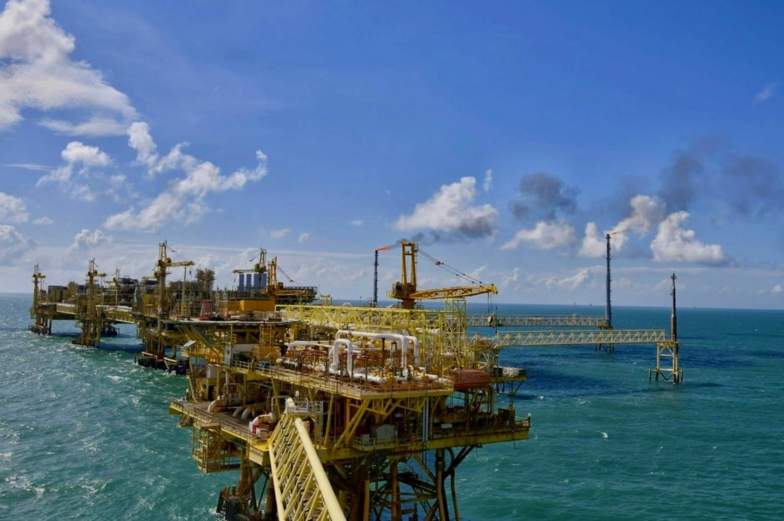 La producción de petróleo en México se mantendrá sin cambios durante el 2023. Foto @Pemex
