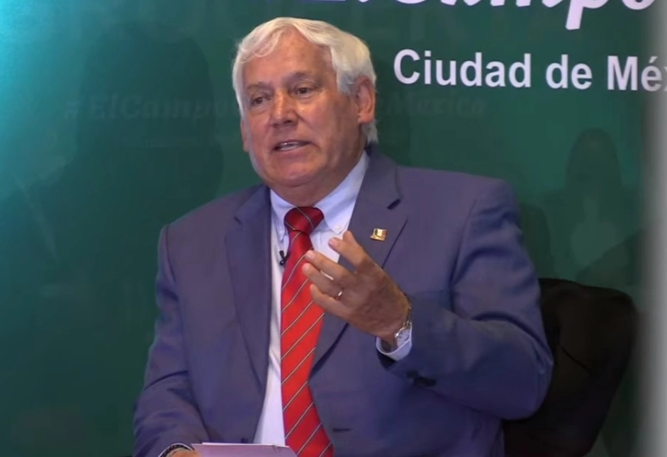 El titular Sader, Víctor Villalobos durante la presentación de la aplicación Agro Oferta. Fotograma tomado del video emitido por Sader