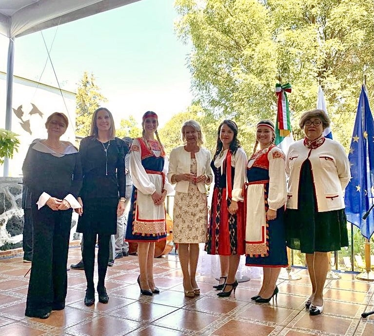 Conmemoración del 105 aniversario de la independencia de Finlandia y los 85 años del inicio de las relaciones diplomáticas México-Finlandia. Foto tomada de la cuenta de Twitter @pmpohjanheimo