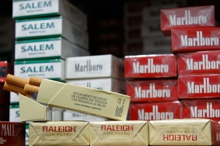 “Uno de cada cinco cigarros consumidos tienen su origen en la ilegalidad, ya sea por el contrabando" señaló el organismo. Foto Cuartoscuro /Archivo