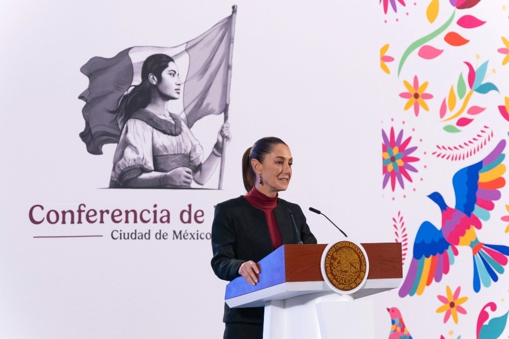 La presidenta Claudia Sheinbaum, durante la conferencia matutina dijo que se pronunciará sobre las elecciones de EU hasta que haya resultados definitivos. Foto cortesía Presidencia
