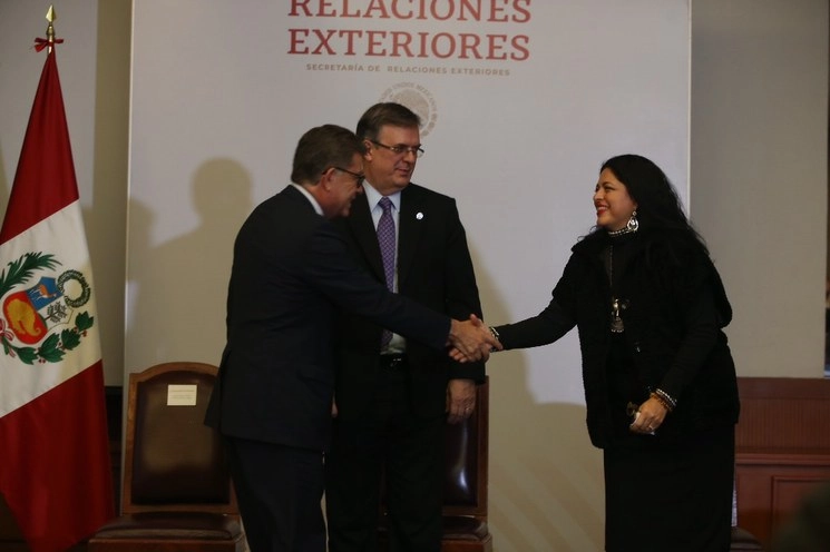 El encuentro entre ambos cancilleres respondió también para firmar el Acta de la tercera Reunión del Consejo de Asociación Estratégica México-Perú Foto Jesús Villaseca