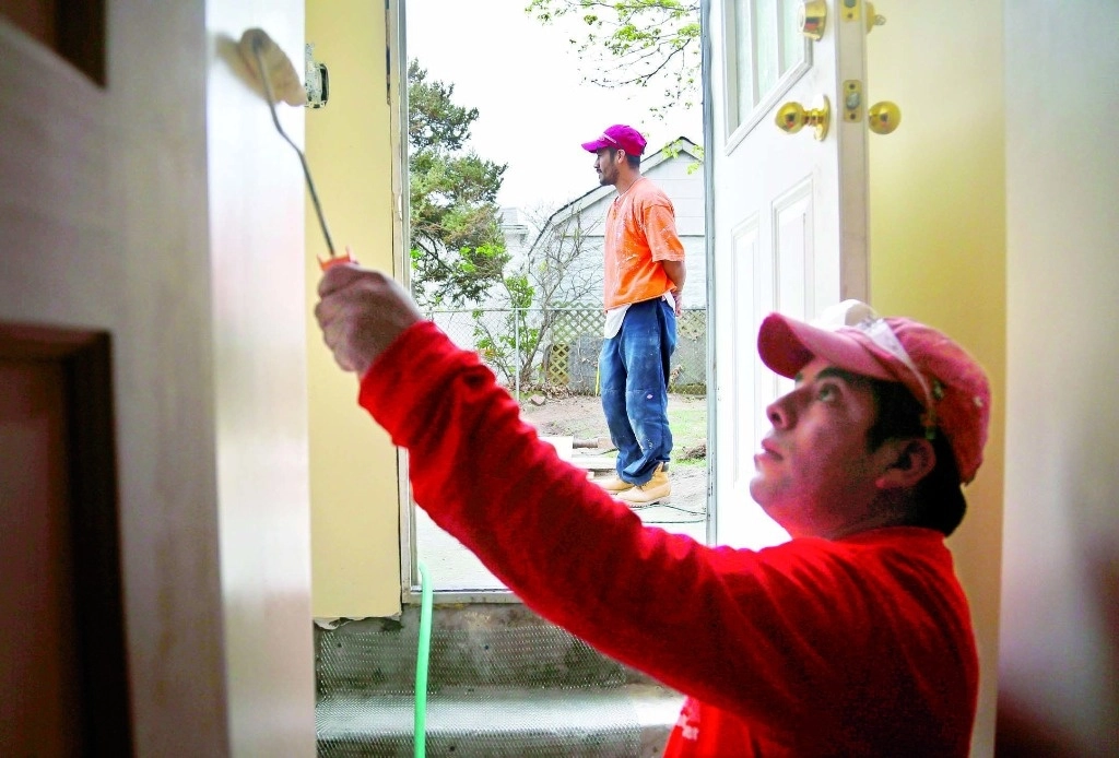 Trabajadores latinos en Estados Unidos aportan casi 10 por ciento del PIB. Foto Ap