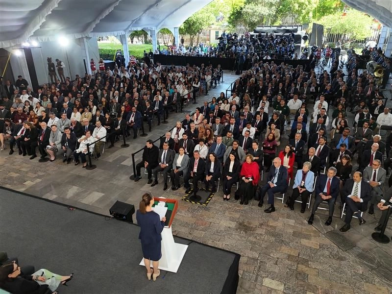 La presidenta Claudia Sheinbaum Pardo encabezó ayer en la Ciudad de México la ceremonia por el 87 aniversario de la Expropiación Petrolera. Foto 