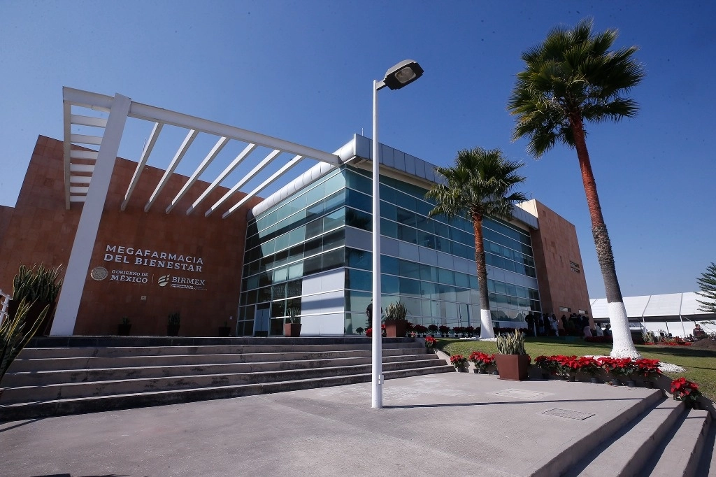 La Megafarmacia del Bienestar contribuye al ahorro de recursos públicos en beneficio de los usuarios de los servicios de salud del gobierno. Foto José Antonio López