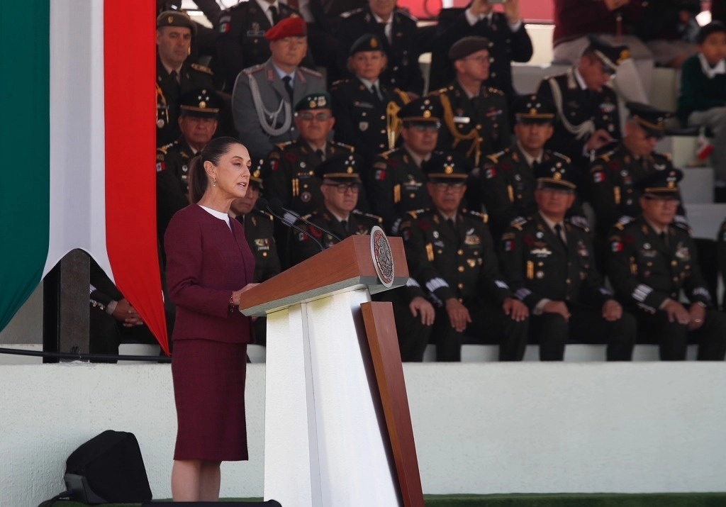 La presidenta Claudia Sheinbaum asegura que están en marcha las conversaciones con Washington en aras de evitar los aranceles extraordinarios que anunció su par estadunidense, Donald Trump. Foto Cristina Rodríguez