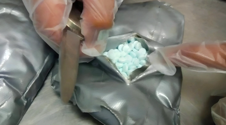 Cargamento de posibles pastillas fentanilo confiscado por la Defensa. 