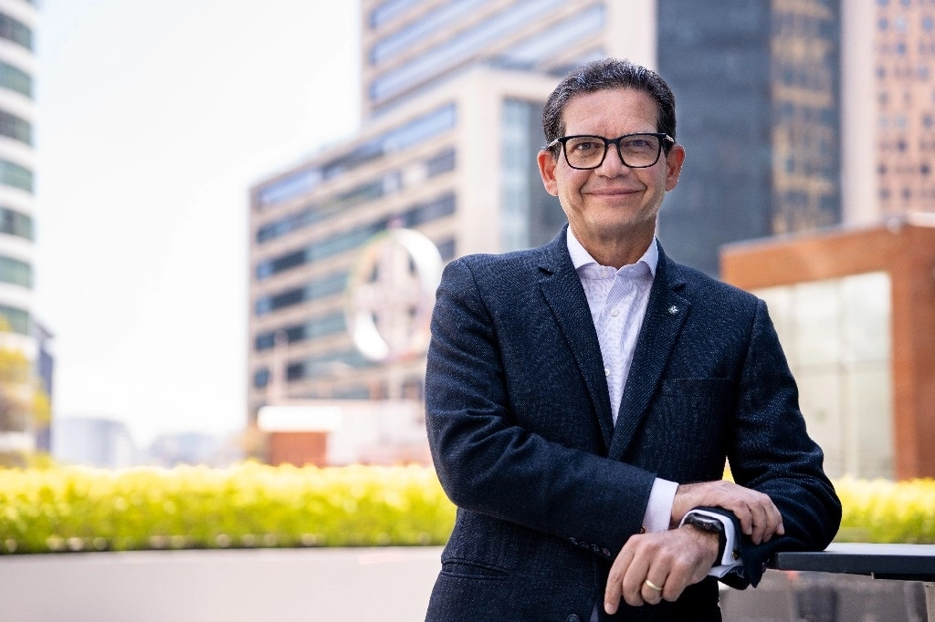 Manuel José Bravo Pereyra, presidente del Consejo de Empresas Globales y director general de Bayer México, expuso los retos que impone la relocalización de empresas en el país. Foto ‘La Jornada’