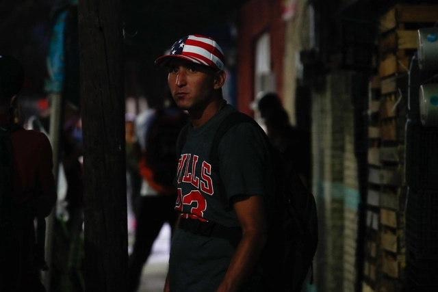 En las últimas semanas ha crecido el flujo de migrantes en la frontera norte de México, principalmente provenientes de Venezuela y Cuba. Foto Víctor Camacho