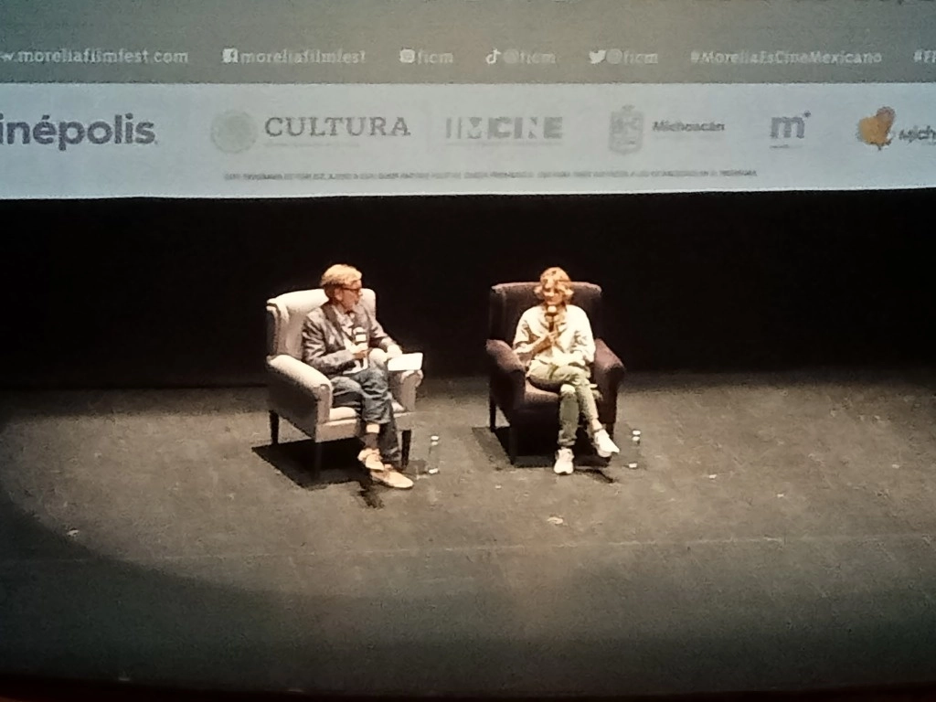 La actriz Jodie Foster ofreció una master class donde habló del papel de la mujer en el cine, de su faceta
como directora, de su pasión por el séptimo arte y otras tantas cosas más. Foto Jorge Caballero 
