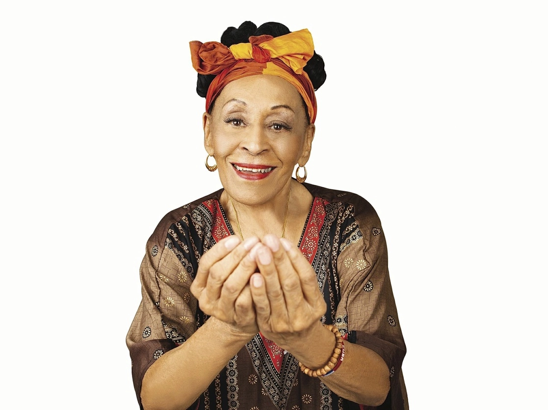 A sus 92 años ‘La novia del filing’ mantiene su vitalidad; su voz está intacta, afirma Ariel Jiménez Portuondo, su hijo. Foto cortesía Sistema de Teatros de la Ciudad de México 