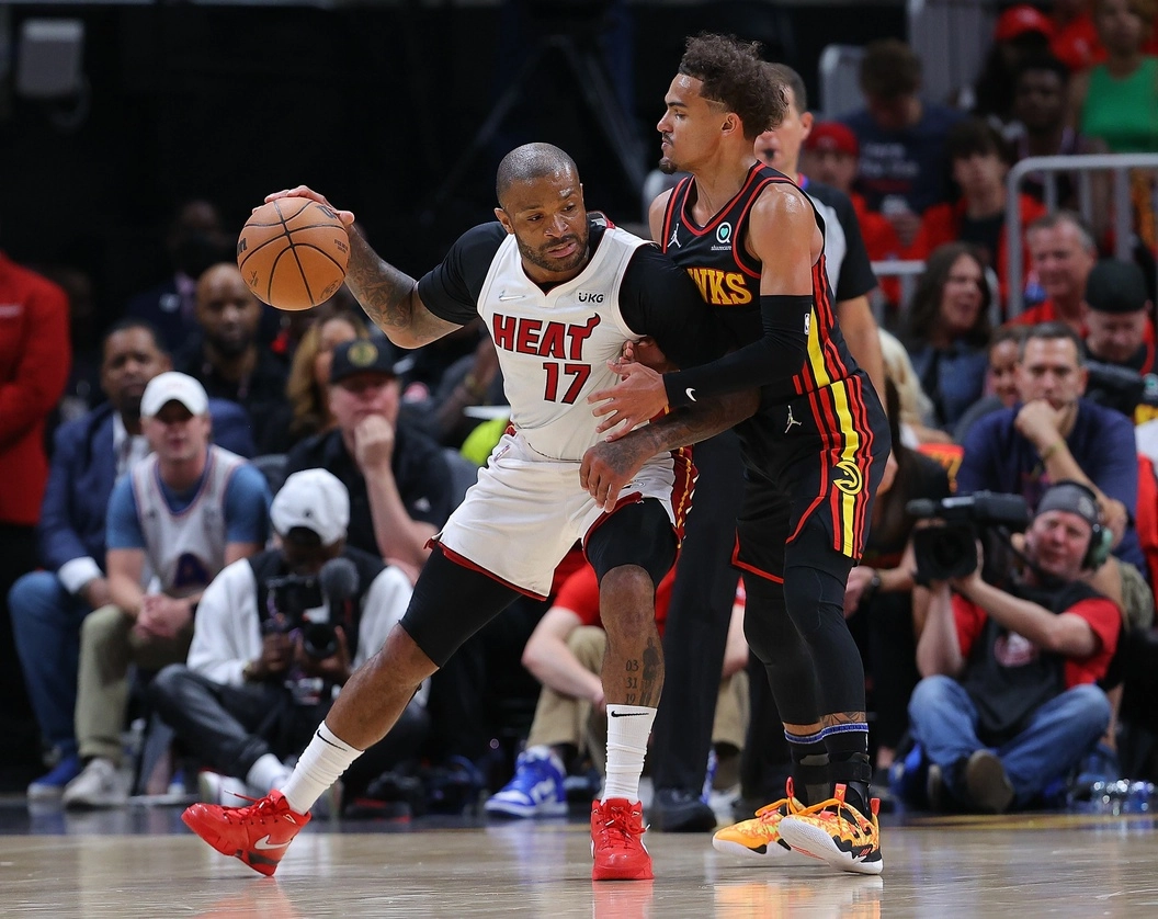 Butler, la gran figura de esta eliminatoria, sumó 36 puntos, 10 rebotes, 4 asistencias y 4 robos para comandar la ofensiva de Miami. Foto Afp