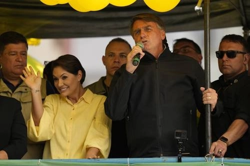 Michelle Bolsonaro negó tener interés en ser candidata presidencial para las elecciones en Brasil en 2026. Foto Ap/Archivo