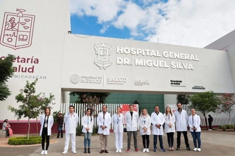 El Hospital General “Dr. Miguel Silva”, es uno de los nocosomios habilitados en Michoacán para recibir pacientes de Guerrero. Foto ‘La Jornada’