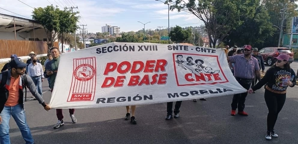 Exigen desaparezca la Unidad Estatal del Sistema para la Carrera de las Maestras y Maestros (Uesicamm), institución educativa que a través de un proceso digital realiza el concurso para otorgar plazas. Foto tomada de Facebook Sección XVIII Snte-Cnte Poder de Base "Prensa y Propaganda" 

