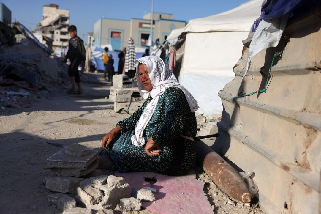 Un problema más en la franja son los proyectiles y municiones sin detonar. La imagen, en Gaza.