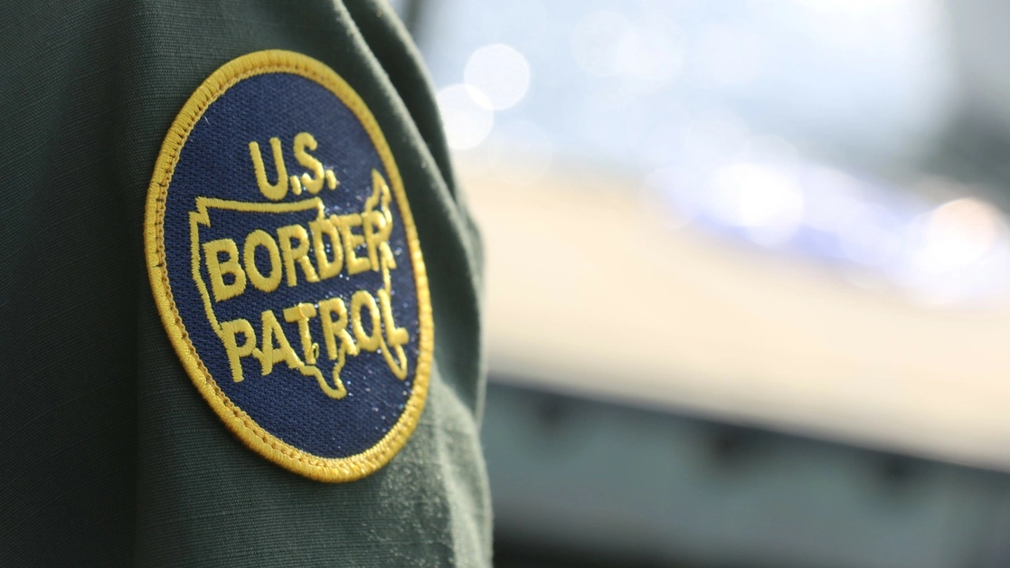 Un agente de la Patrulla Fronteriza de Estados Unidos disparó contra migrantes al noreste de Douglas, Arizona, matando a un connacional mexicano. Foto tomada del Twitter de @CBP / Archivo