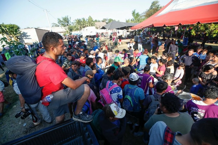 Migrantes centroamericanos en un albergue de Guatemala esperando poder cruzar a México. Foto Víctor Camacho