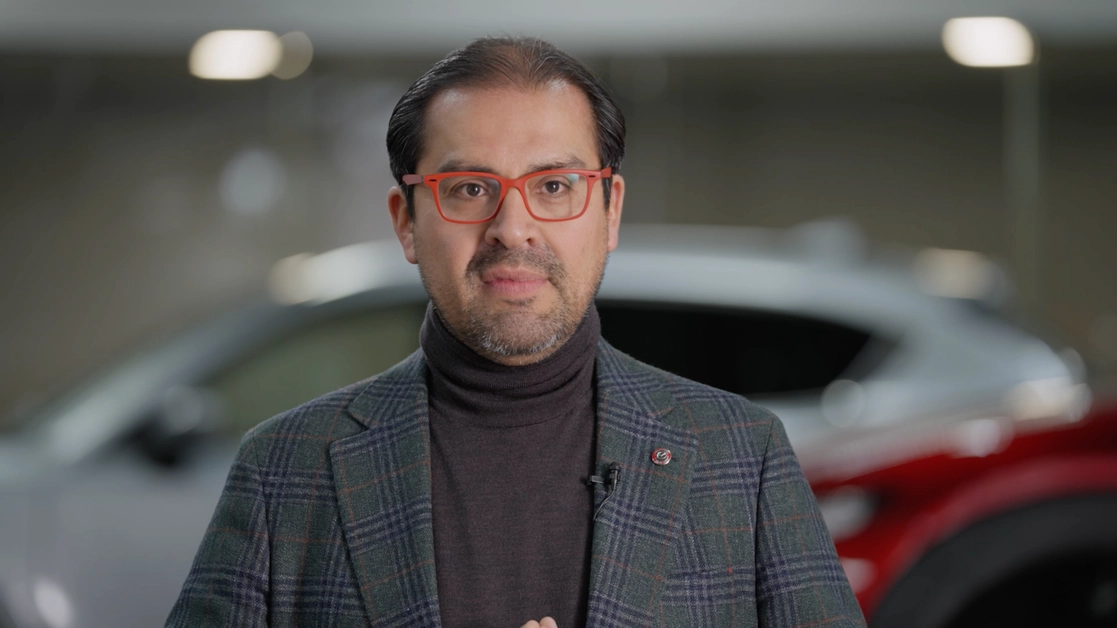 Miguel Barbeyto, presidente de Mazda de México, habló sobre la afectación en los tiempos de entrega de las unidades de la marca, agradeciendo la paciencia de sus clientes, así como ofreciendo una disculpa por la situación. Foto Captura de pantalla