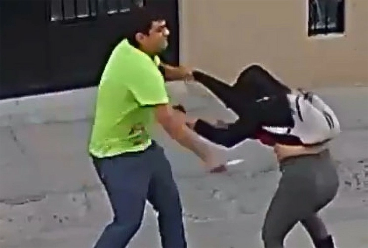 La mujer de 40 años iba a su trabajo en León, Guanajuato, cuando la asesinó un sujeto. Foto tomada de redes