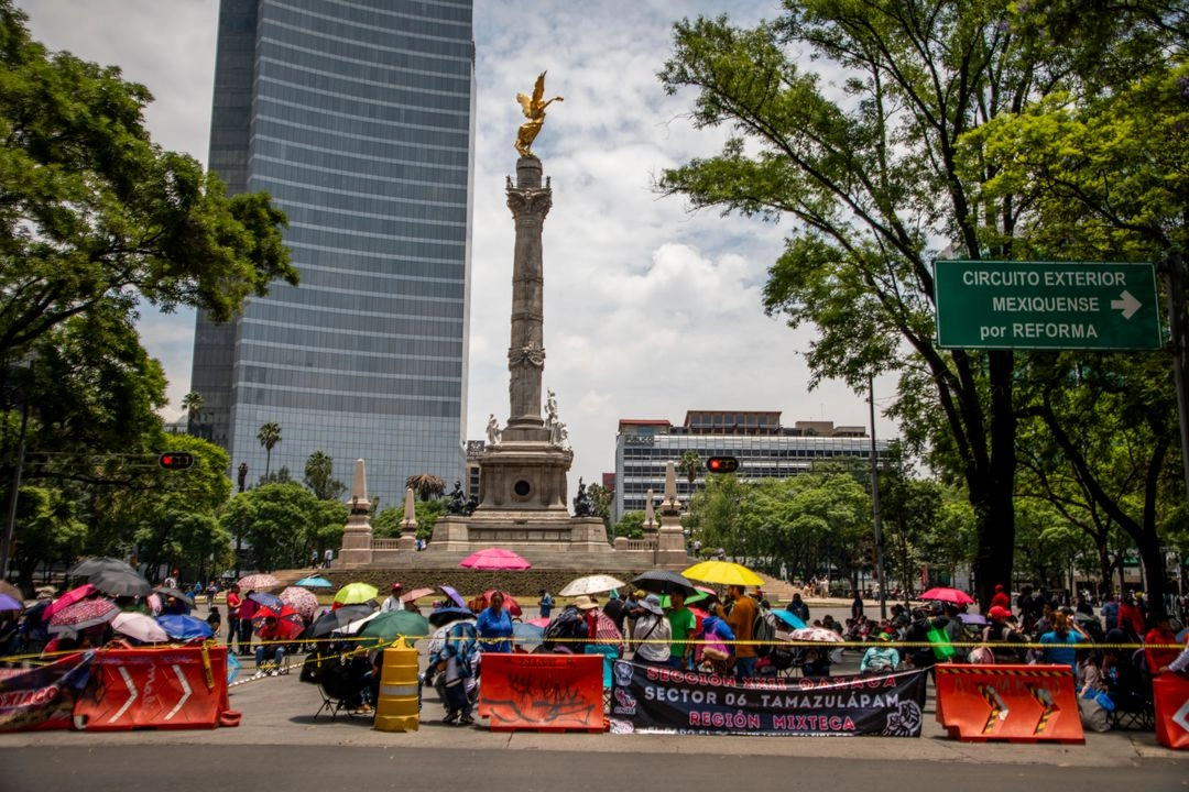 Maestros de la CNTE bloquearon avenida Reforma, en la Ciudad de México, el 29 de mayo de 2025. Foto 