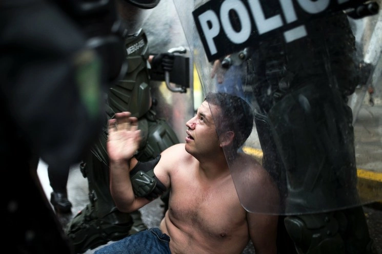 Continúan las protestas en Chile, a favor y en contra del Gobierno y del plebiscito para decidir sobre una nueva Constitución. Foto Ap