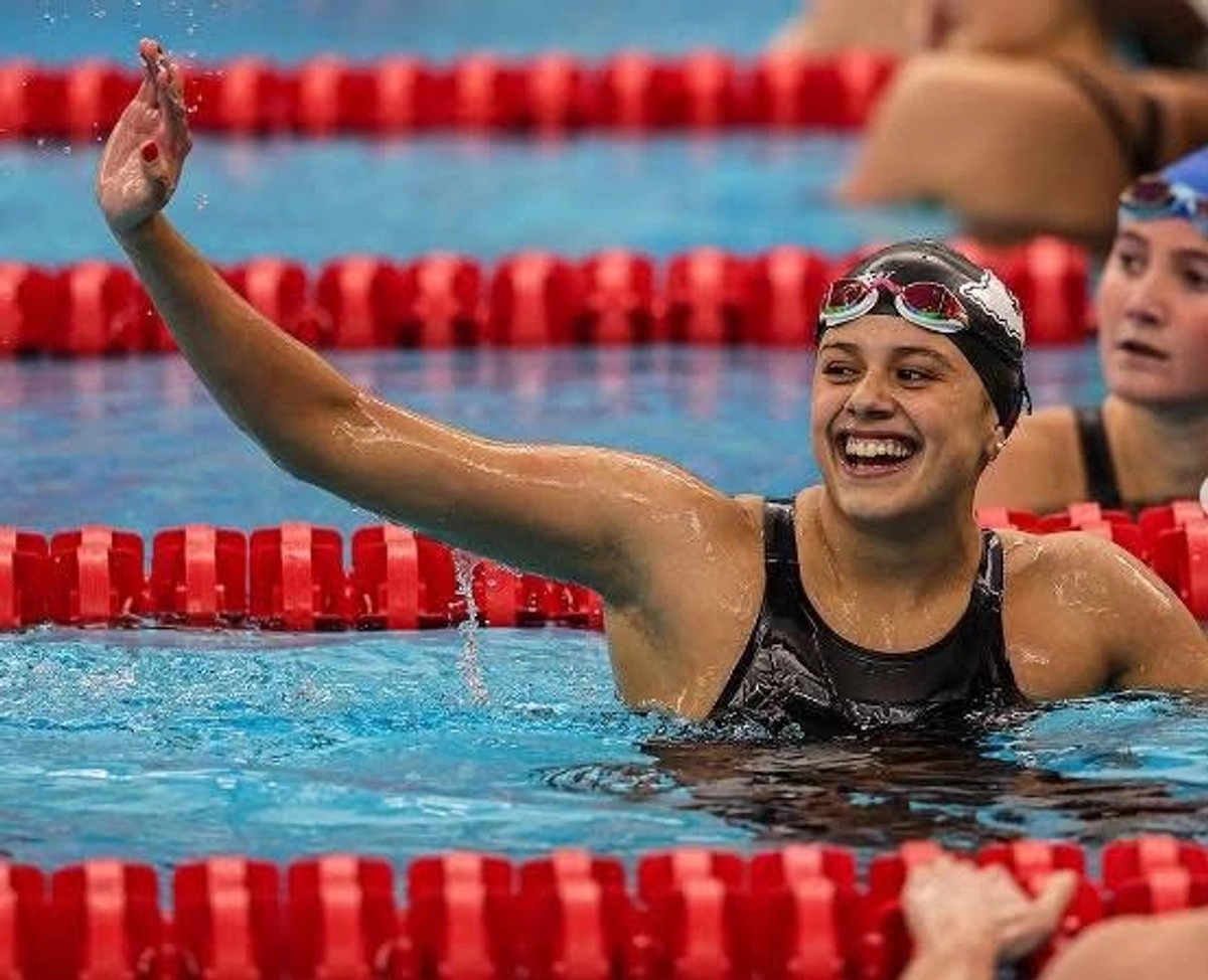 Miranda Grana convirtió en la primera mexicana en subir al podio en una Copa del Mundo de Natación al cosechar el bronce. Foto 