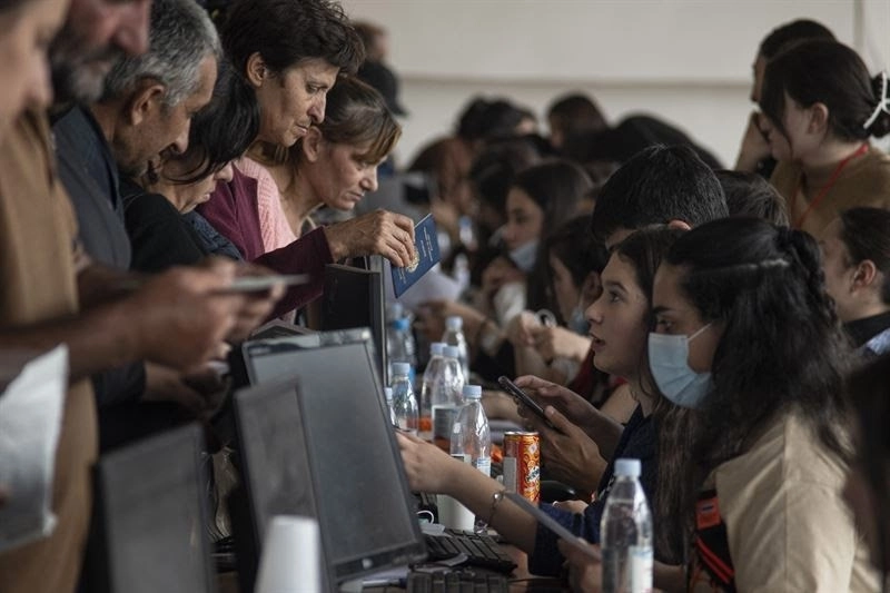 Atención a desplazados de Nagorno Karabaj. Foto Europa Press