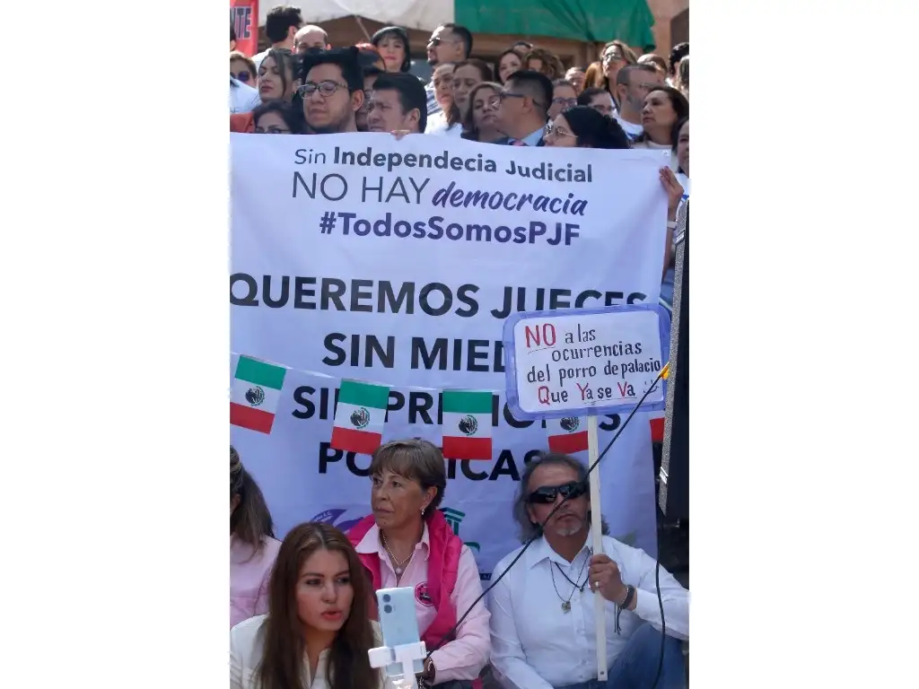 En el Día del Abogado, impartidores de justicia anunciaron ayer que preparan estrategias para impugnar en tribunales internacionales la Reforma Judicial. Foto José Antonio López 